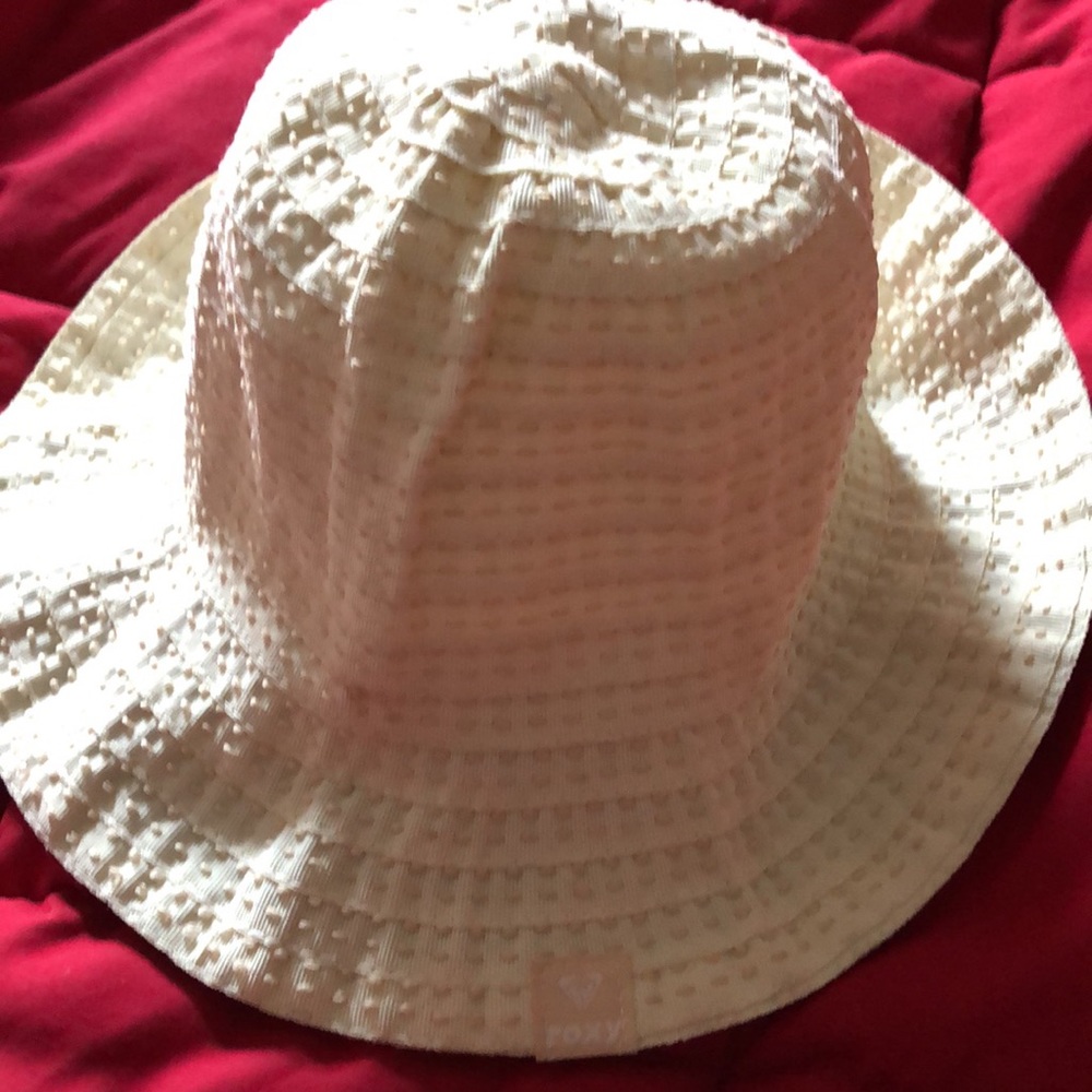 NWOT Ribbon Bucket hat Roxy - Picture 3 of 3